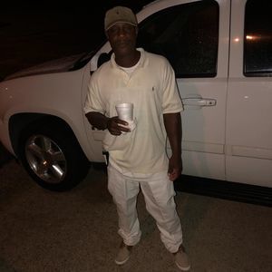 Meet your Posher, Carlos